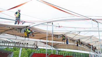 Rudolf-Harbig-Stadion, Dresden Mercedes Benz, Arena, Stuttgart, Rohrsysteme, Flachdachentwässerung