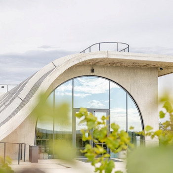 LAHOFER winery